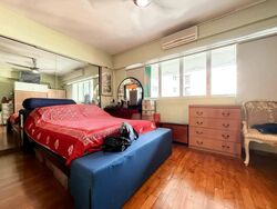 Blk 556 Jurong West Street 42 (Jurong West), HDB Executive #467204731